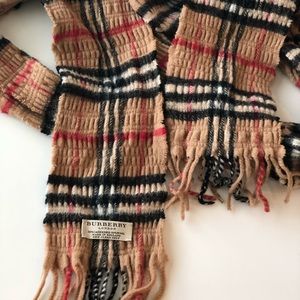 Burberry cashmere scarf
